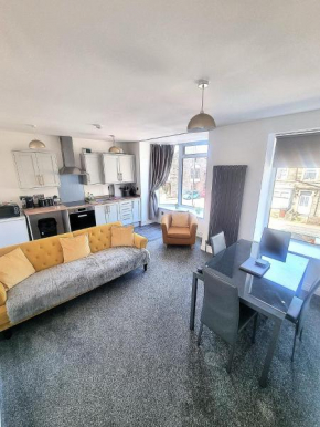 Englehurst Mews flat 2